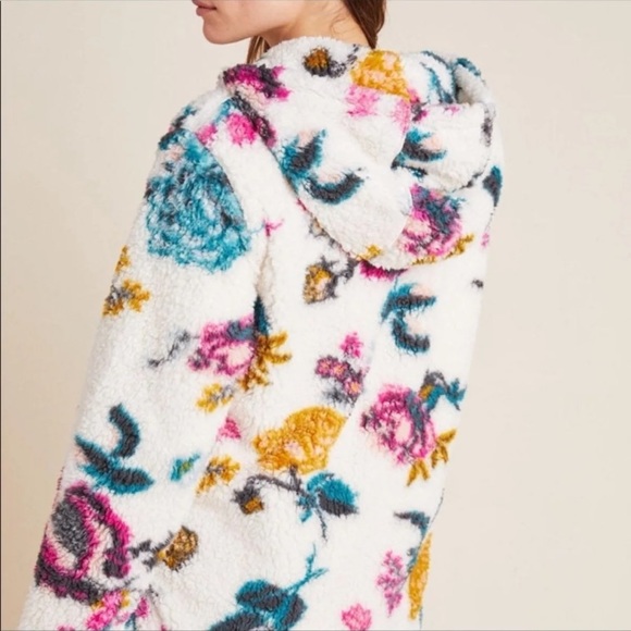 Rosemarie hooded Sherpa jacket - Picture 2 of 8